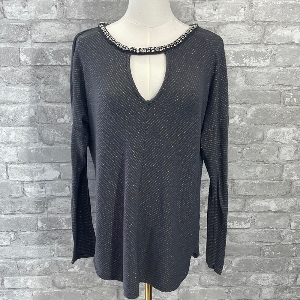 Jennifer Lopez Gray Embellished Cut Out Blouse